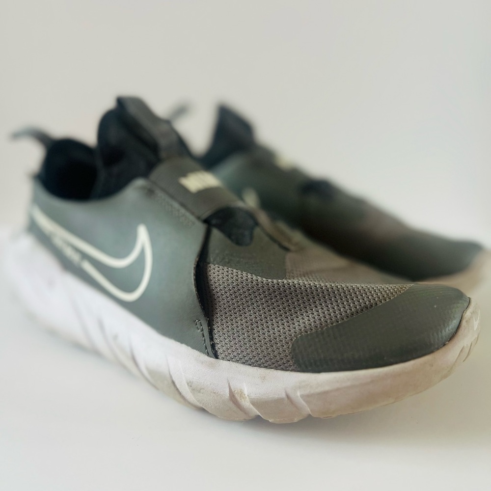 Nike Gray and White Sneakers